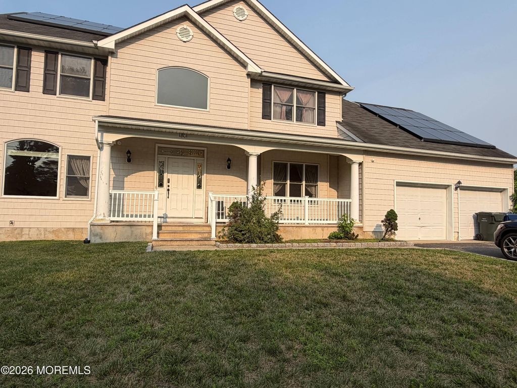 1801 Finderne Street, Oakhurst, NJ 07755