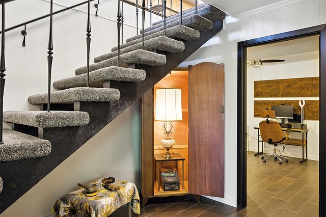 402 Seawind ST, Lakeway, TX 78734