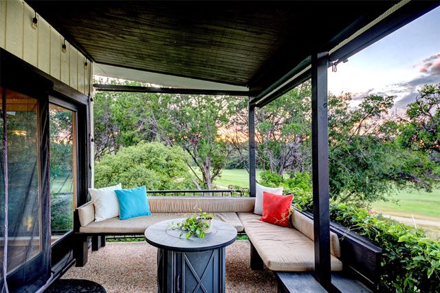 402 Seawind ST, Lakeway, TX 78734