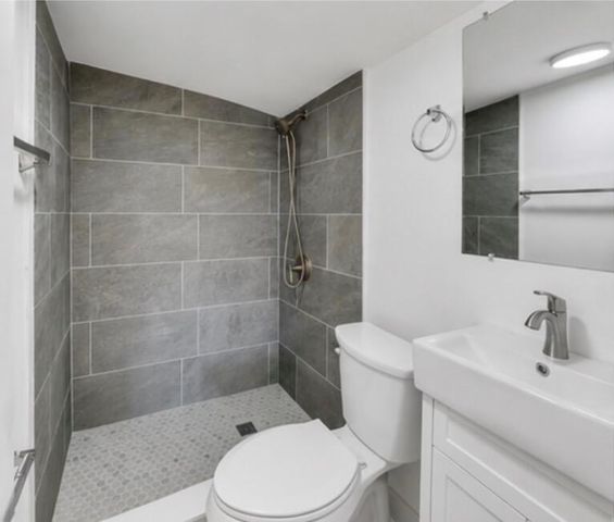 1117 SE 5th Street, Deerfield Beach, FL 33441