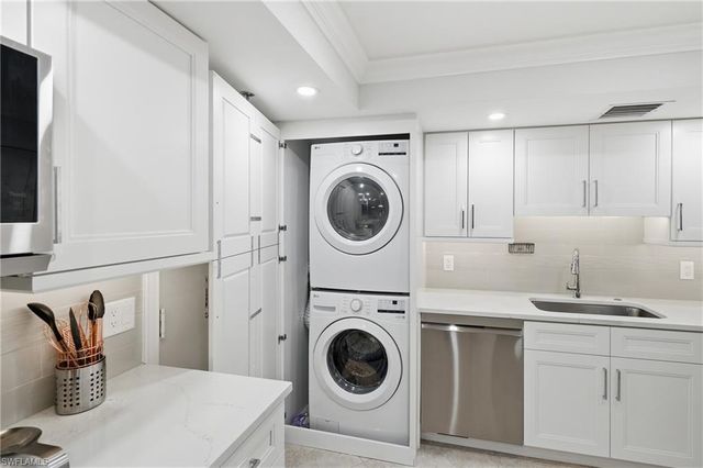 174 Collier BLVD 203, Marco Island, FL 34145