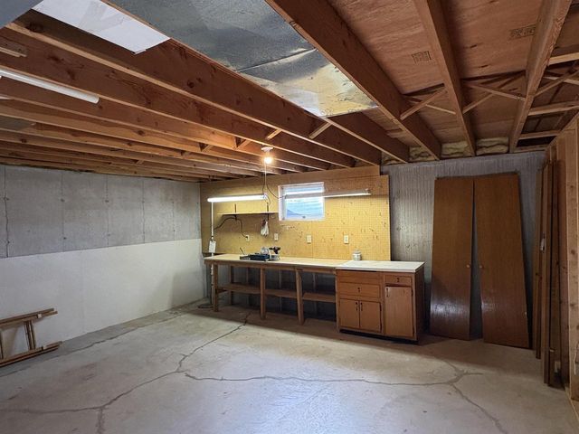 4006 Devereaux Drive, Janesville, WI 53546