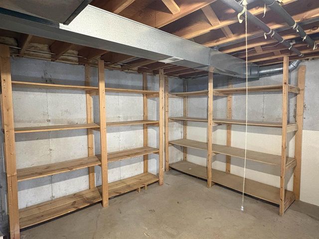 4006 Devereaux Drive, Janesville, WI 53546