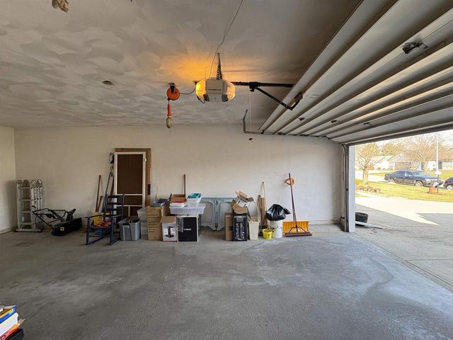 4006 Devereaux Drive, Janesville, WI 53546