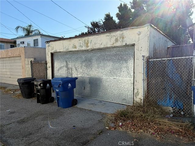 5123 Cahuenga Boulevard, Los Angeles, CA 91601