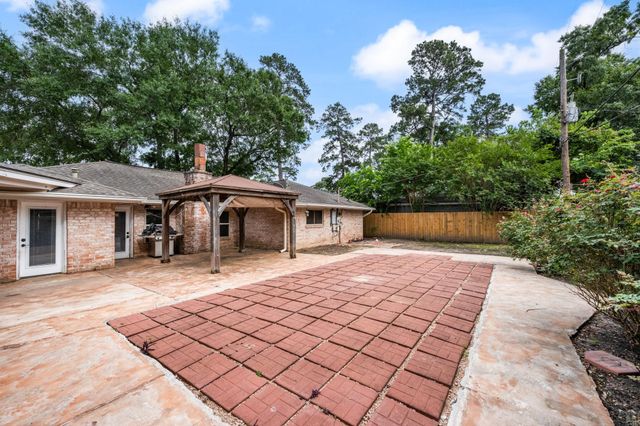 28923 Pine Hill Drive, Shenandoah, TX 77381