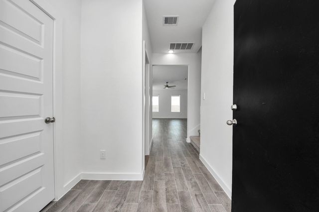 14919 Diamond Dove Lane, Houston, TX 77049