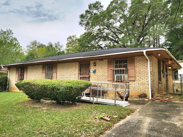 905 State Ave, Dothan, AL 36303