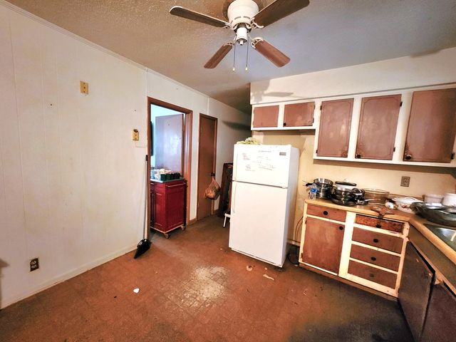 905 State Ave, Dothan, AL 36303