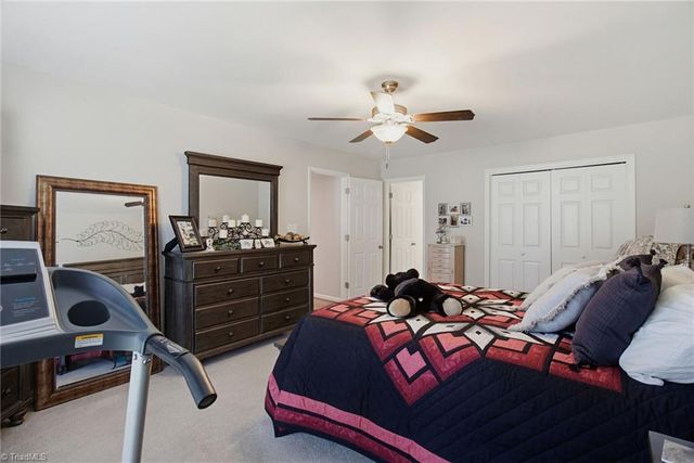 633 Nottinghill Drive, Winston-salem, NC 27107