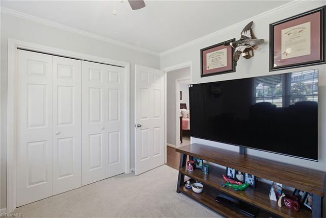 633 Nottinghill Drive, Winston-salem, NC 27107