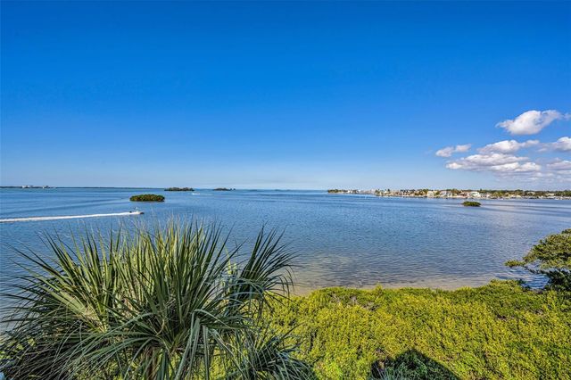 2700 BAYSHORE BOULEVARD 11305, Dunedin, FL 34698