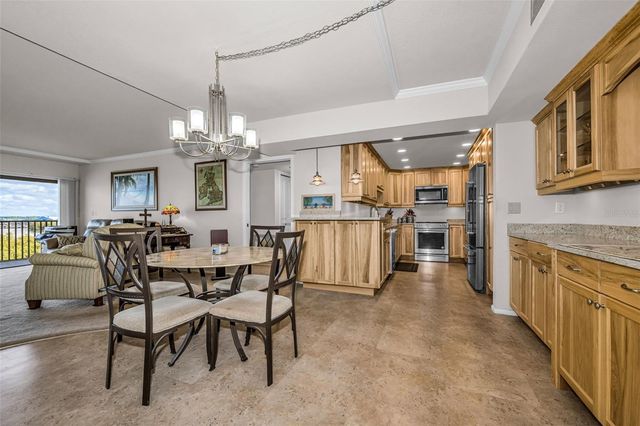 2700 BAYSHORE BOULEVARD 11305, Dunedin, FL 34698