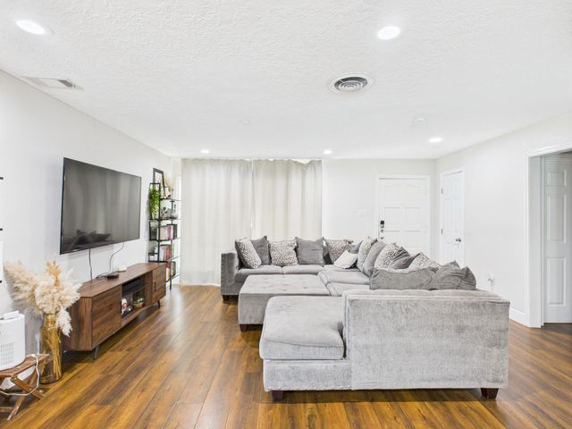 9202 Bintliff Drive, Houston, TX 77074