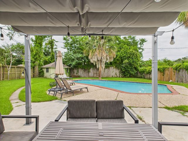 9202 Bintliff Drive, Houston, TX 77074