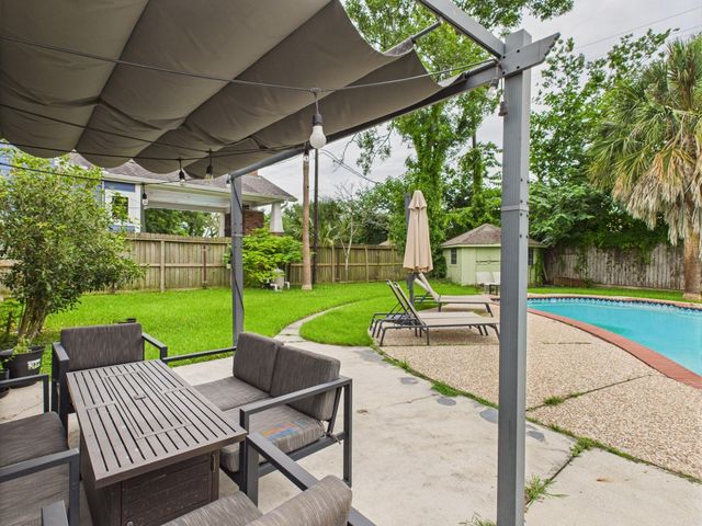 9202 Bintliff Drive, Houston, TX 77074