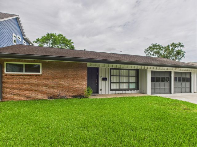 9202 Bintliff Drive, Houston, TX 77074