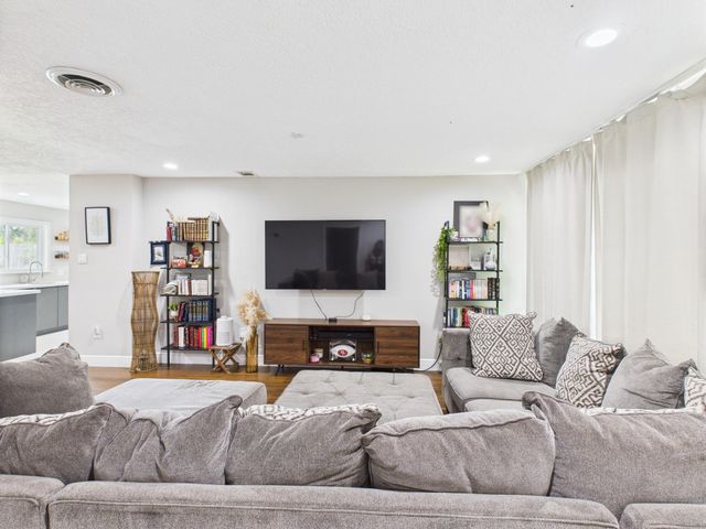 9202 Bintliff Drive, Houston, TX 77074