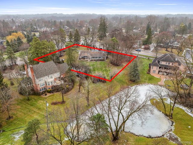 45401 W 9 Mile Road, Novi, MI 48374