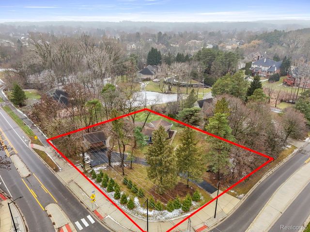 45401 W 9 Mile Road, Novi, MI 48374