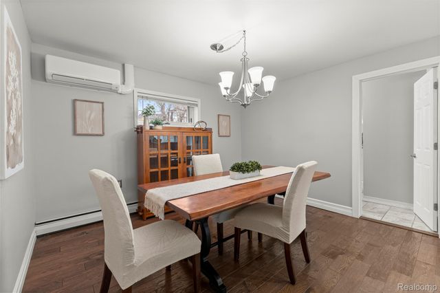 45401 W 9 Mile Road, Novi, MI 48374