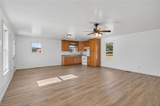 2301 Airport RD, Suffolk, VA 23434