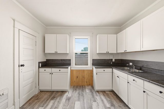 1218 W Shannon Ave, Spokane, WA 99205