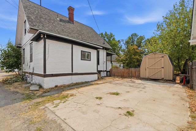 1218 W Shannon Ave, Spokane, WA 99205