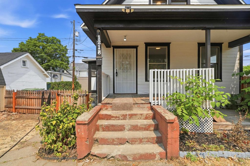 1218 W Shannon Ave, Spokane, WA 99205 photo 5