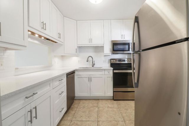 12016 Greenway Circle S 204, Royal Palm Beach, FL 33411