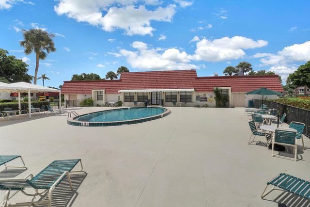 12016 Greenway Circle S 204, Royal Palm Beach, FL 33411