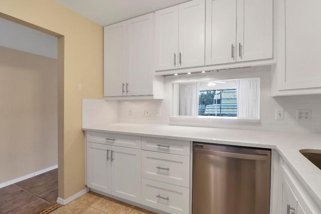 12016 Greenway Circle S 204, Royal Palm Beach, FL 33411