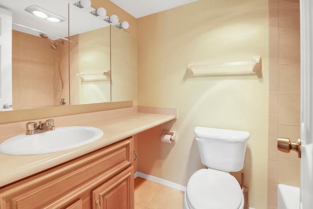 12016 Greenway Circle S 204, Royal Palm Beach, FL 33411