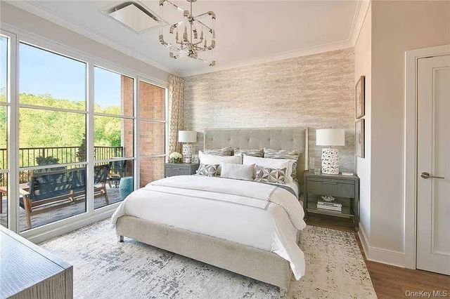 100 Garvies Point Road 1146, Glen Cove, NY 11542