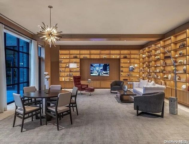 100 Garvies Point Road 1146, Glen Cove, NY 11542