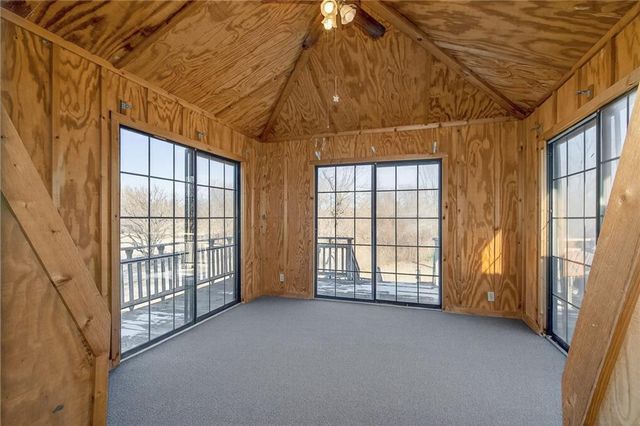 16404 Covey Lane, Bonner Springs, KS 66012