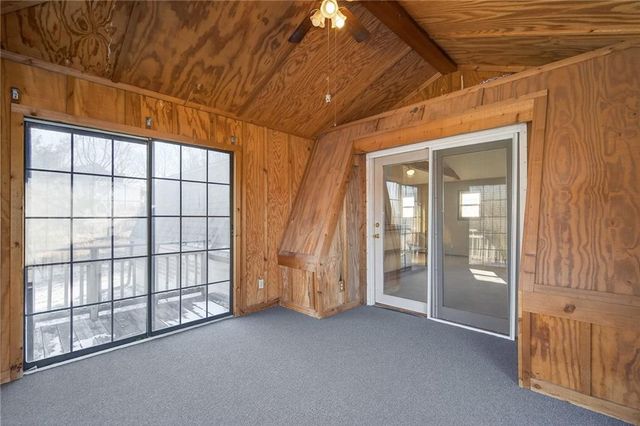 16404 Covey Lane, Bonner Springs, KS 66012