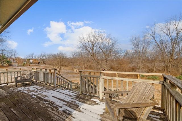 16404 Covey Lane, Bonner Springs, KS 66012