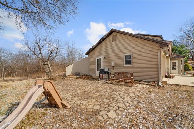 16404 Covey Lane, Bonner Springs, KS 66012