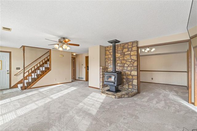 16404 Covey Lane, Bonner Springs, KS 66012