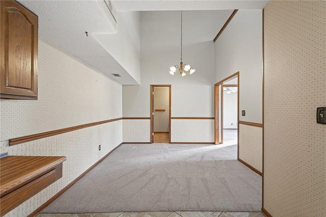 16404 Covey Lane, Bonner Springs, KS 66012