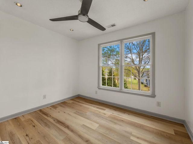 417 Summerton Place, Moore, SC 29369