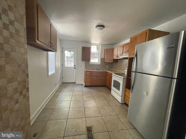 213 E WISHART ST, Philadelphia, PA 19134