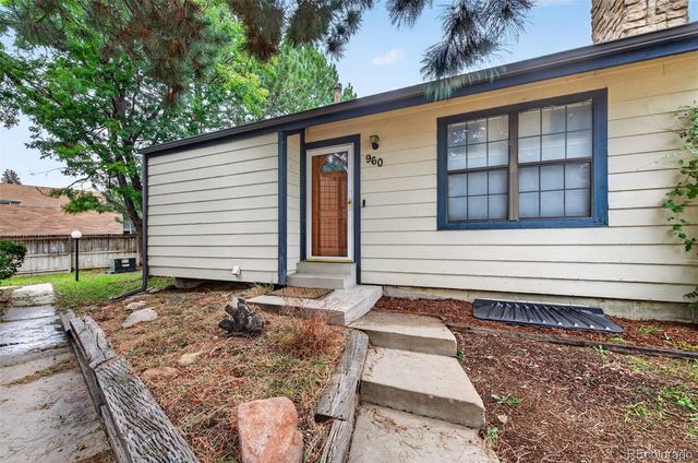 960 S Zeno Way, Aurora, CO 80017