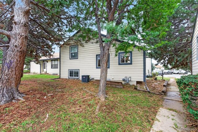 960 S Zeno Way, Aurora, CO 80017
