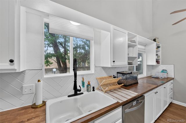 960 S Zeno Way, Aurora, CO 80017