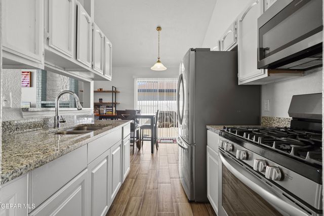 6636 STAR OF INDIA Lane, El Paso, TX 79924