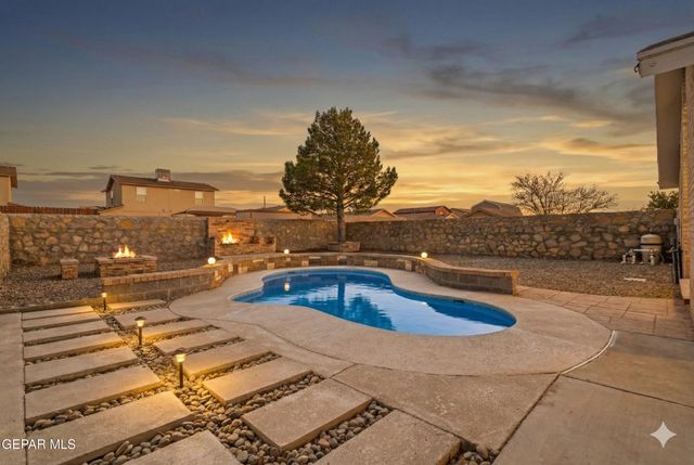 6636 STAR OF INDIA Lane, El Paso, TX 79924