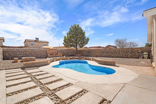 6636 STAR OF INDIA Lane, El Paso, TX 79924