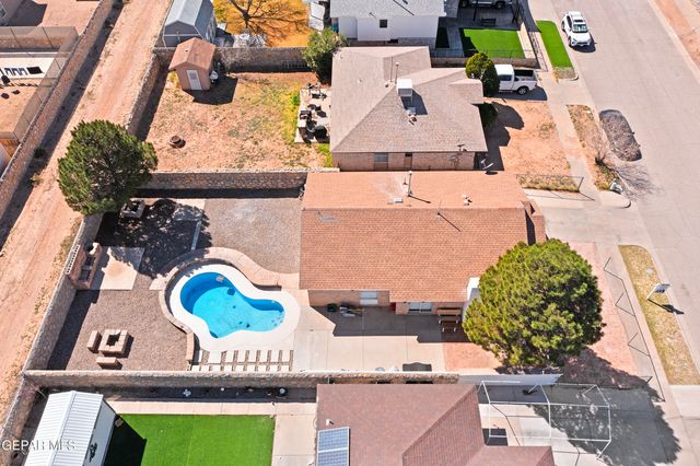 6636 STAR OF INDIA Lane, El Paso, TX 79924